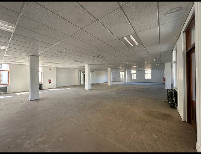 684M² OFFICE TO LET IN SANDTON CENTRAL